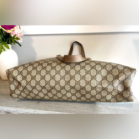 SOLD❌Authentic GUCCI Monogram Large tote - Picture 14 of 16
